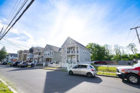 1643 Foster Avenue Schenectady NY 12308