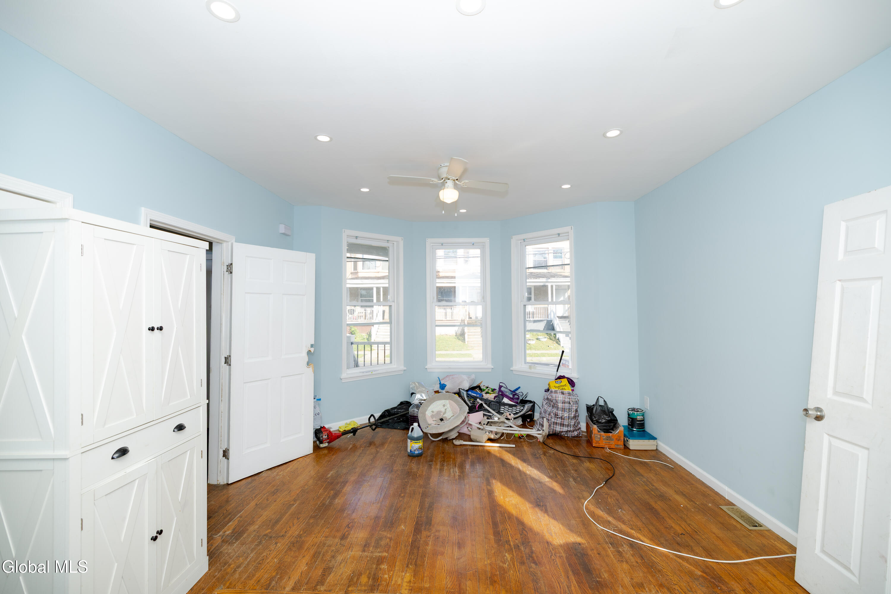 1643 Foster Avenue Schenectady NY 12308