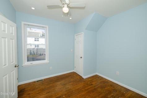 1643 Foster Avenue Schenectady NY 12308