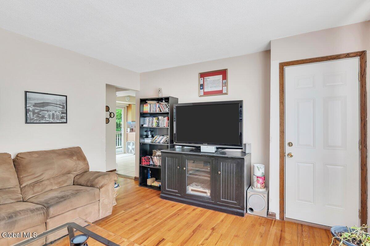 162 Consaul Road Albany NY 12205