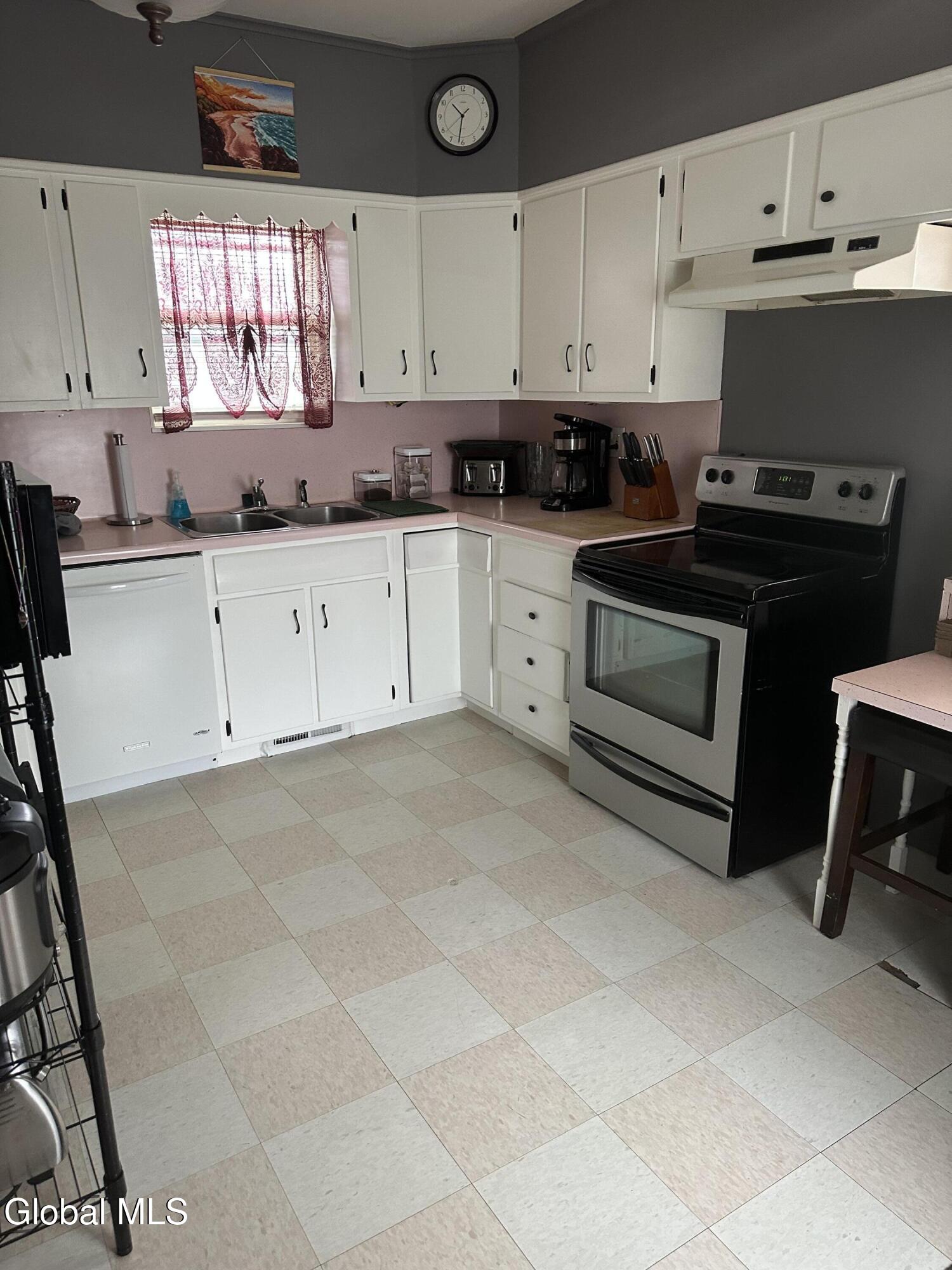 114 1st Avenue Gloversville NY 12078