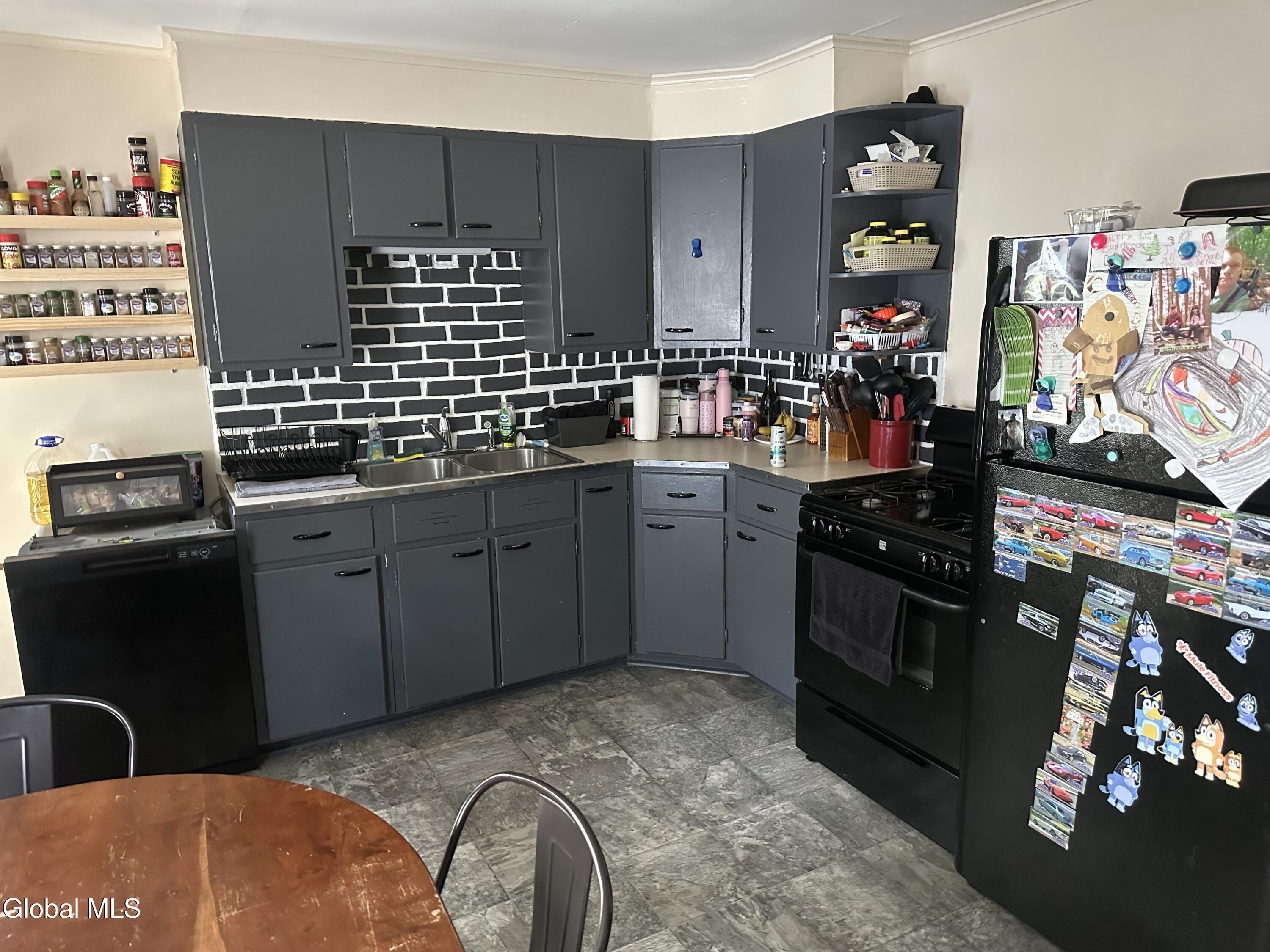 114 1st Avenue Gloversville NY 12078