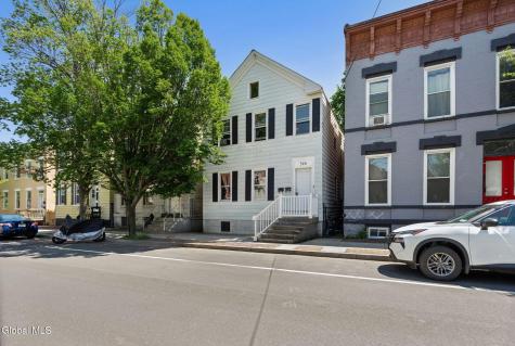 546 2nd Street Troy NY 12180
