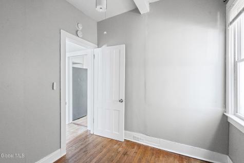 546 2nd Street Troy NY 12180