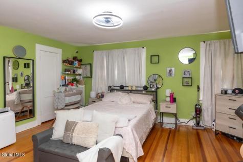 730 Hampton Avenue Schenectady NY 12309