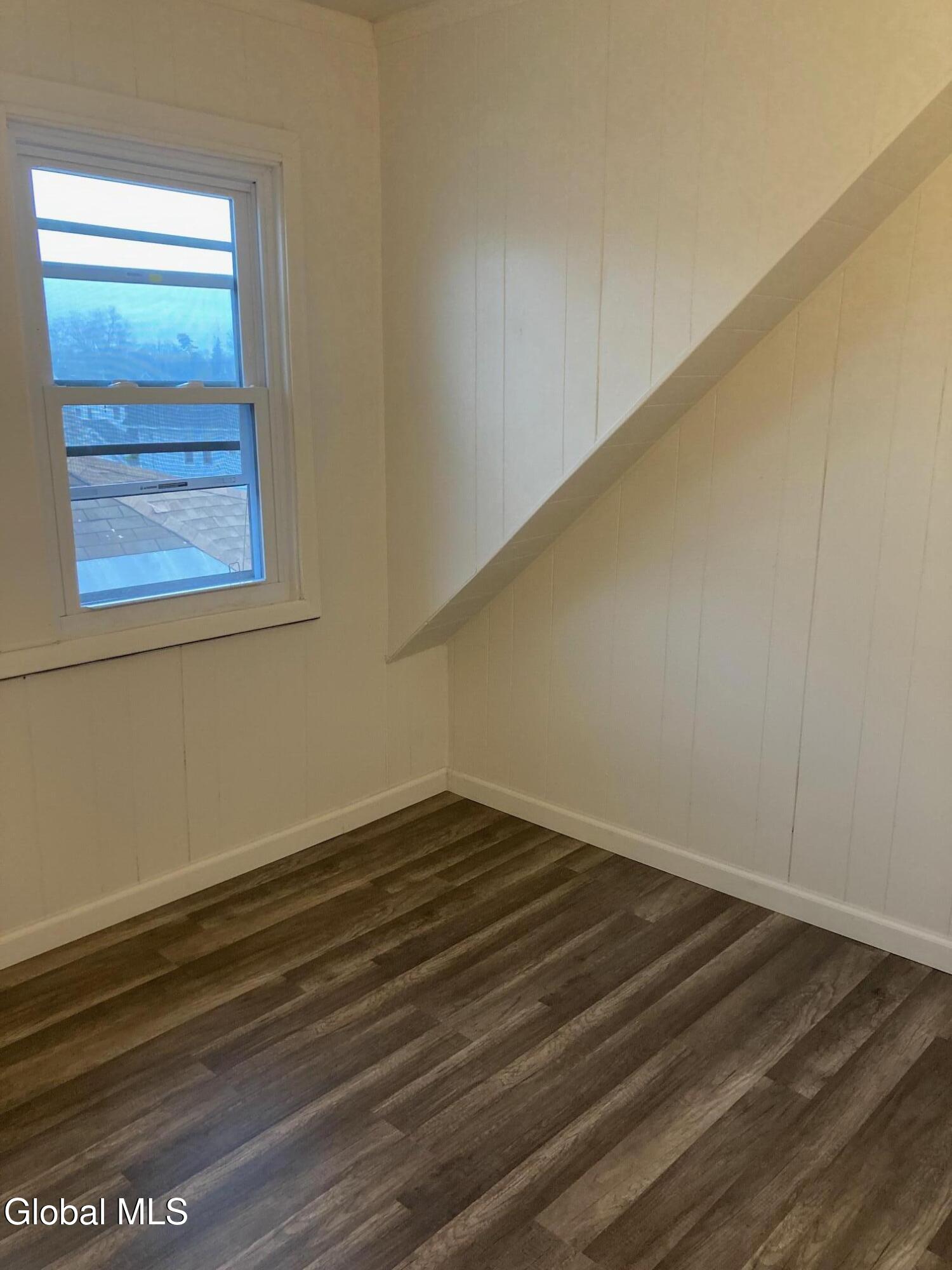 1562 Rugby Road Schenectady NY 12308