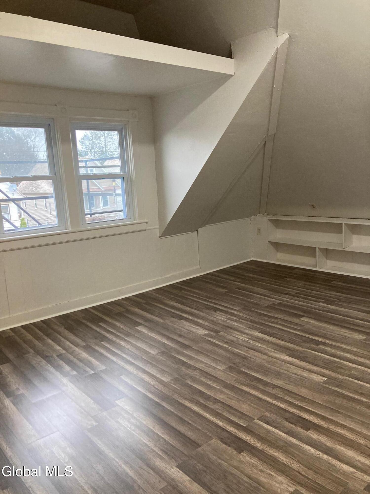 1562 Rugby Road Schenectady NY 12308