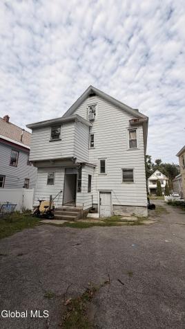 1562 Rugby Road Schenectady NY 12308