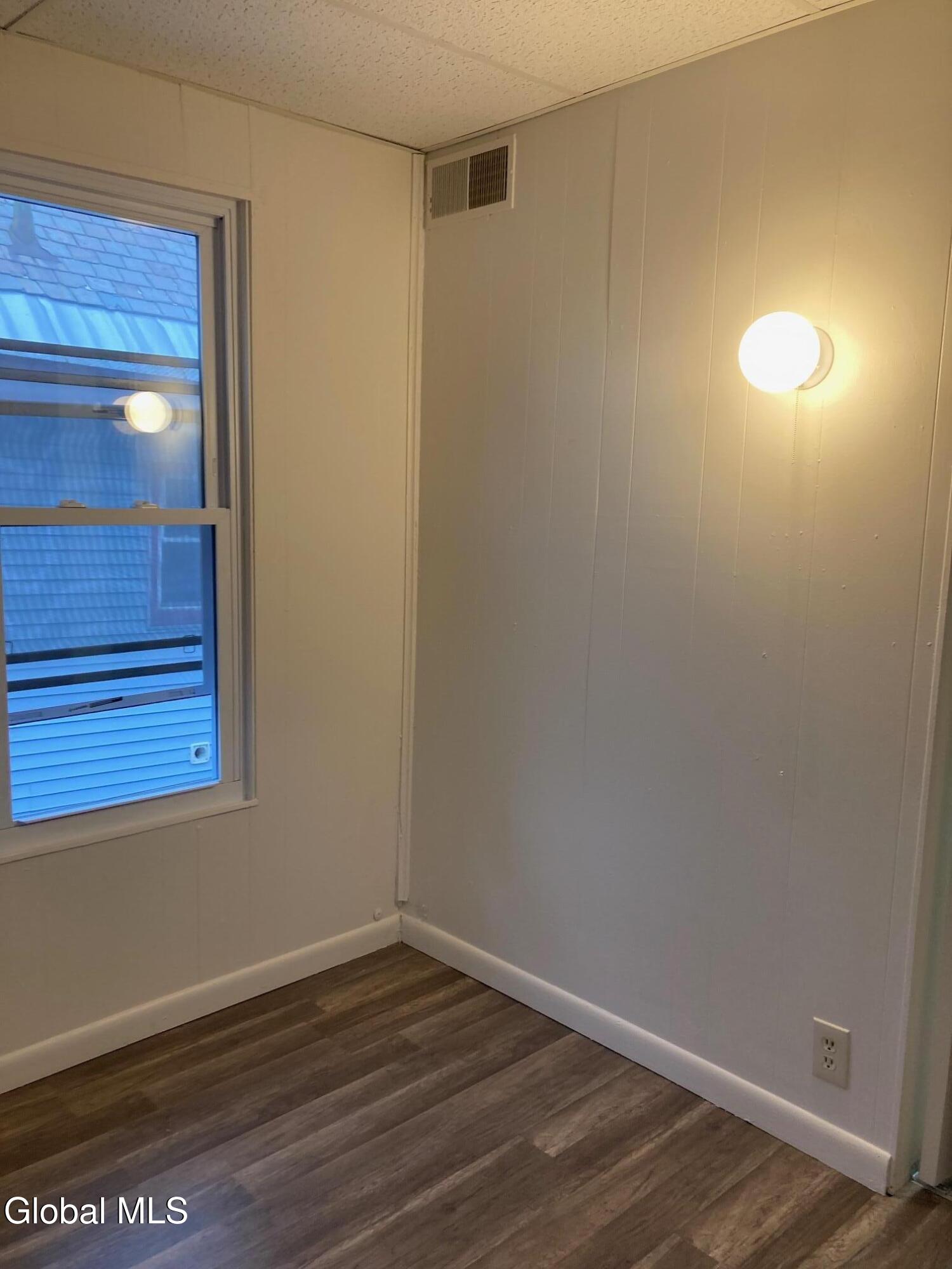 1562 Rugby Road Schenectady NY 12308