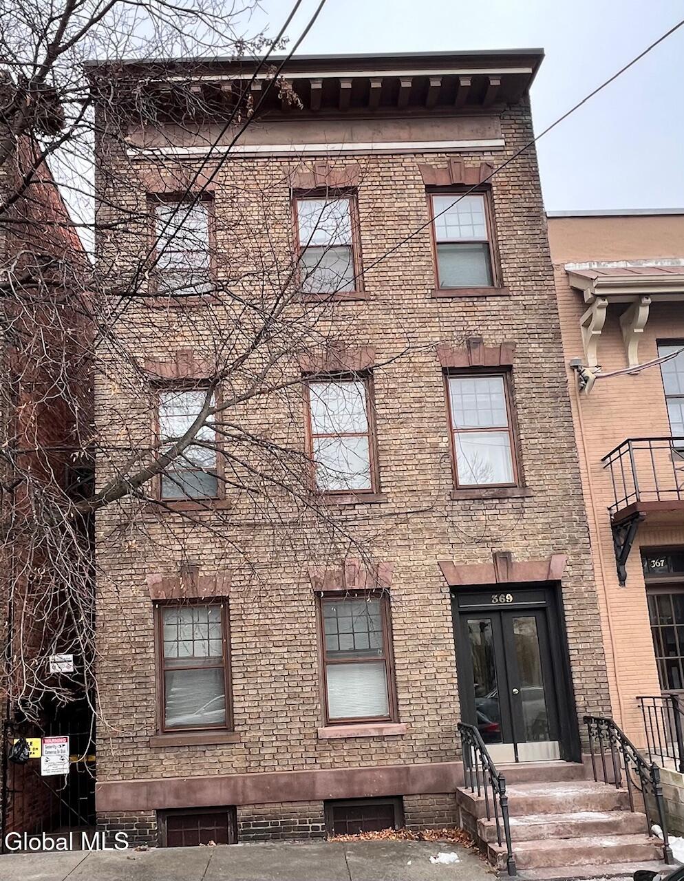 369 Hudson Avenue Albany NY 12210