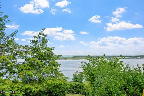 81 Rodgers Lane Saratoga Springs NY 12866
