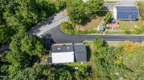 81 Rodgers Lane Saratoga Springs NY 12866