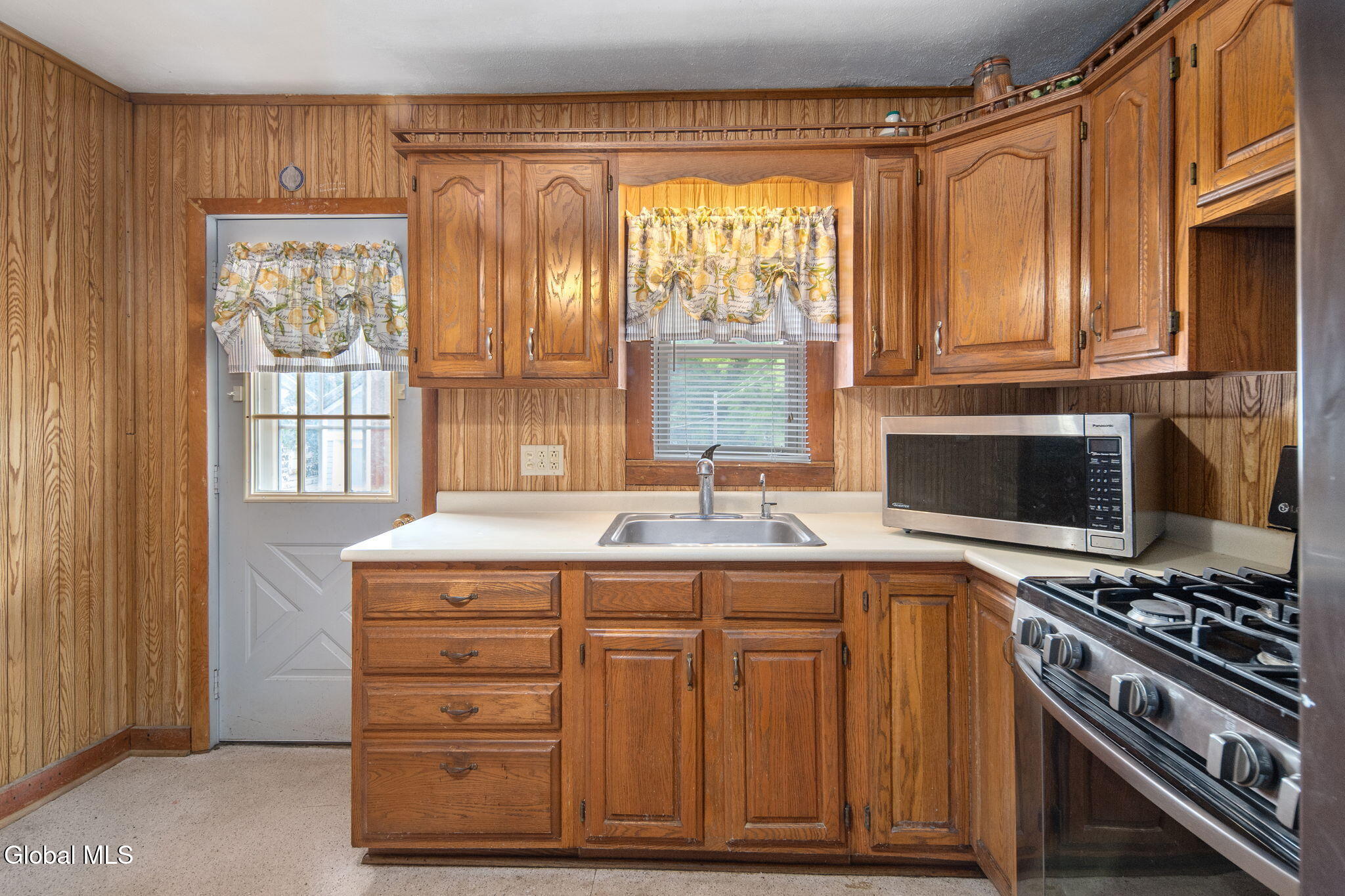 127 France Lane Cobleskill NY 12043