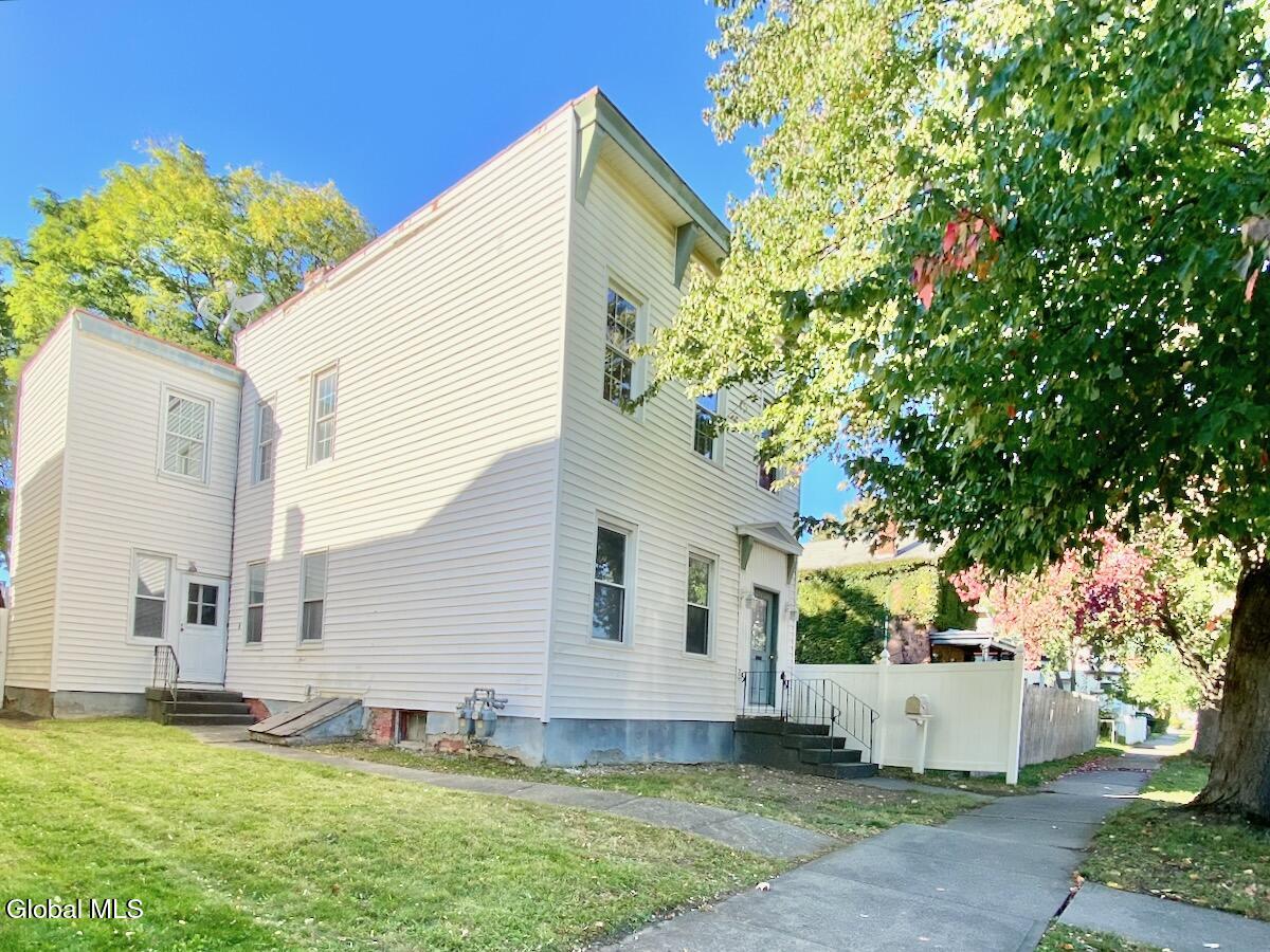 619 Fourth Avenue Watervliet NY 12189
