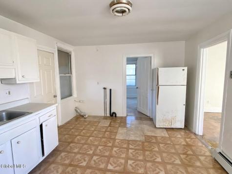 619 Fourth Avenue Watervliet NY 12189
