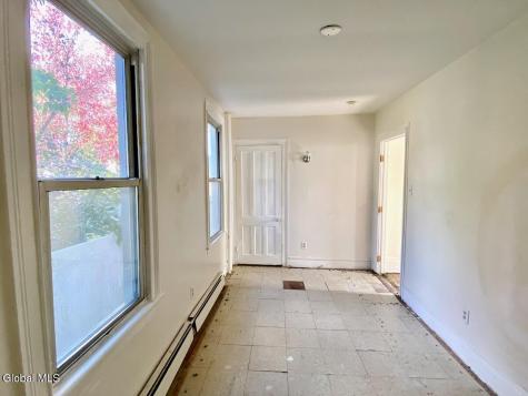 619 Fourth Avenue Watervliet NY 12189