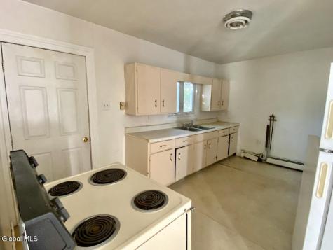 619 Fourth Avenue Watervliet NY 12189