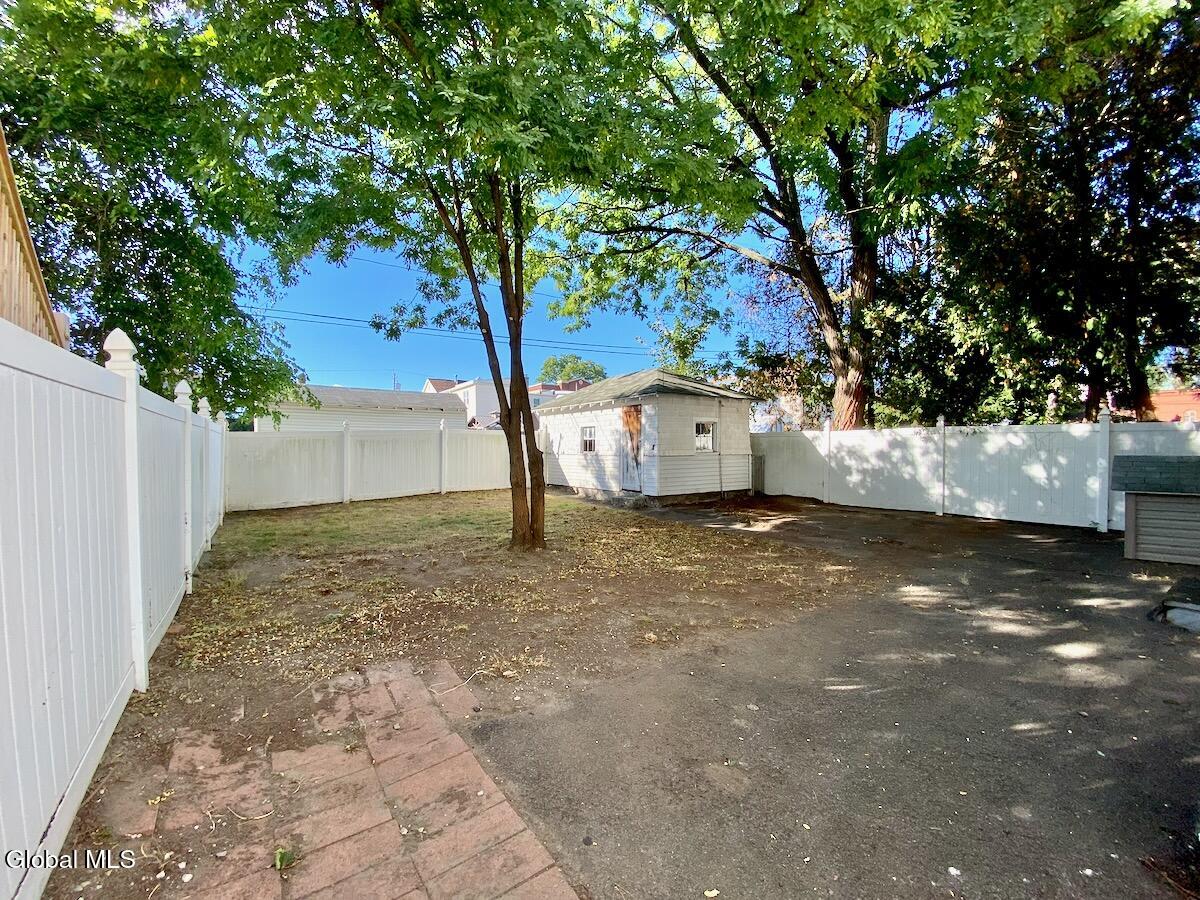 619 Fourth Avenue Watervliet NY 12189