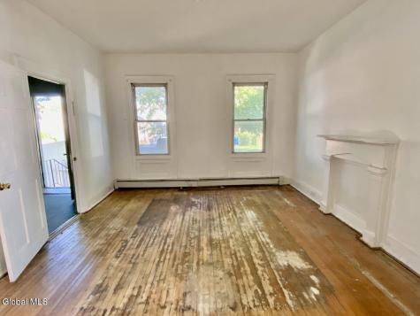 619 Fourth Avenue Watervliet NY 12189