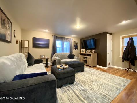 20 Calhoun Drive Troy NY 12182