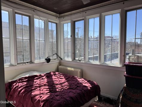 204 Lancaster Street Albany NY 12201