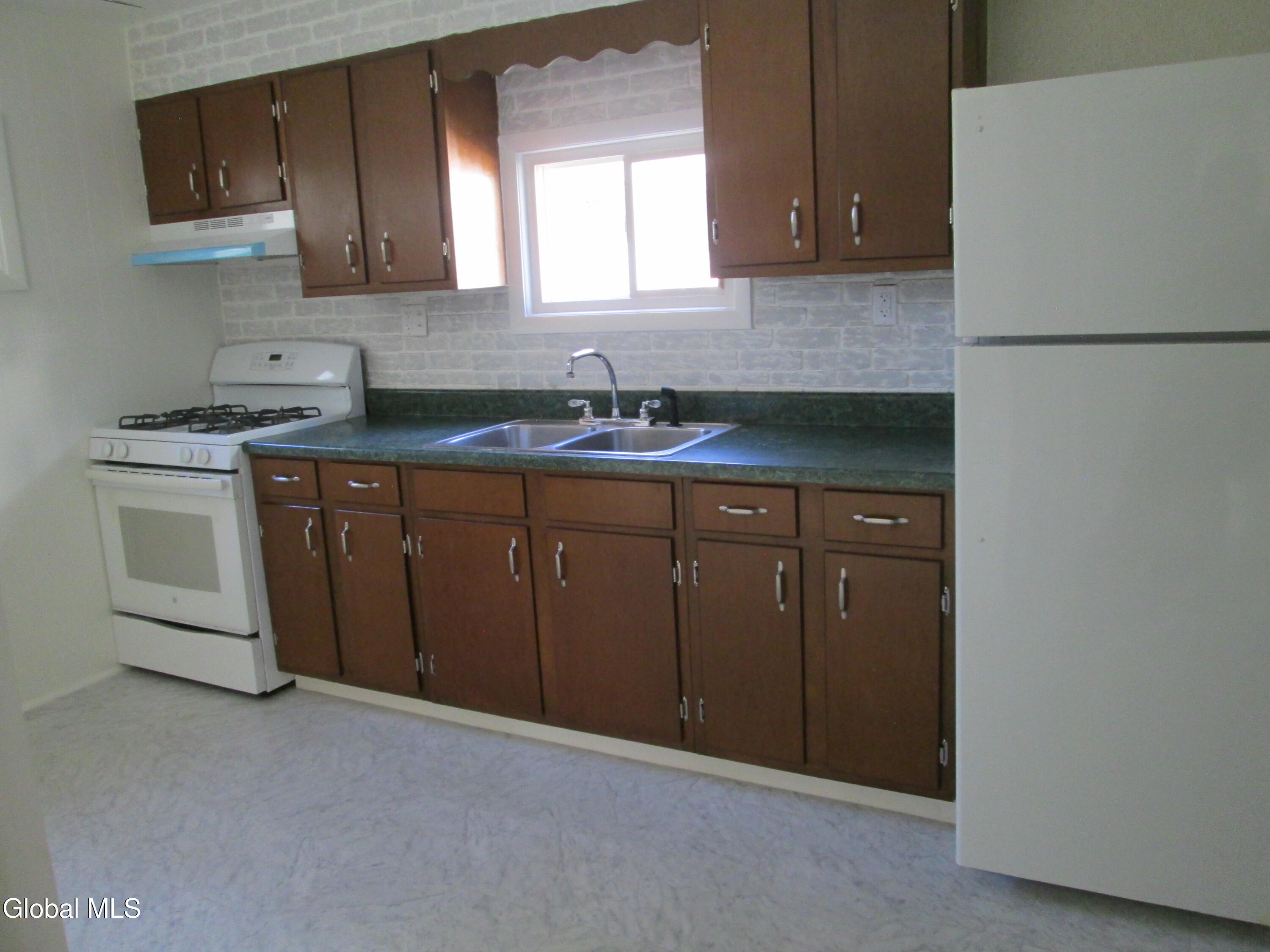 47 Union Street Gloversville NY 12078