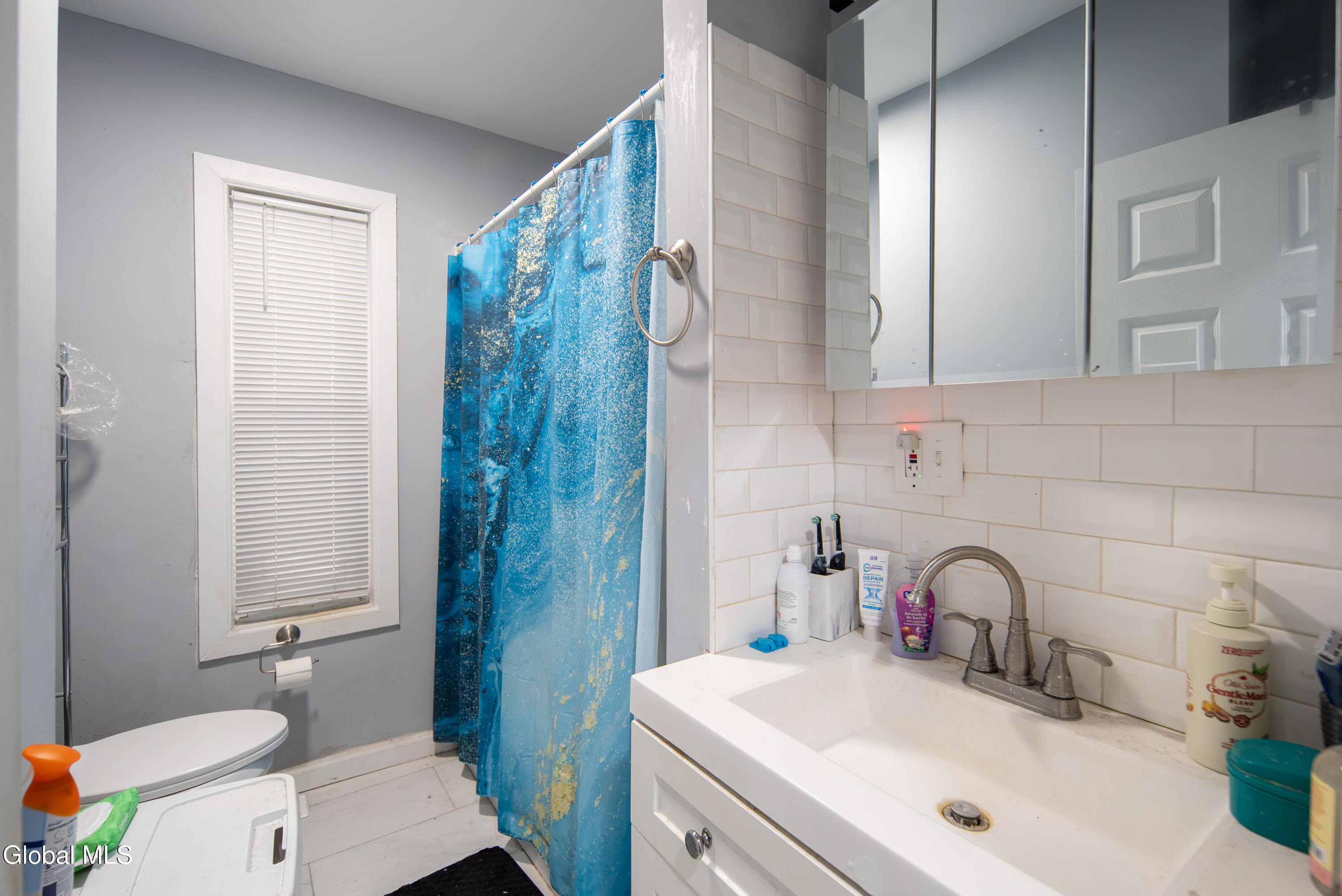 1529 7th Avenue Watervliet NY 12189