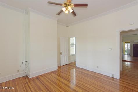 587 Washington Avenue Albany NY 12206