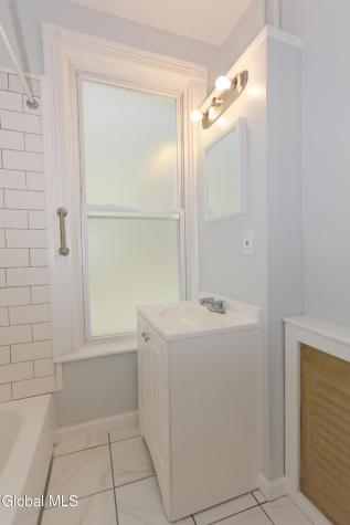 587 Washington Avenue Albany NY 12206