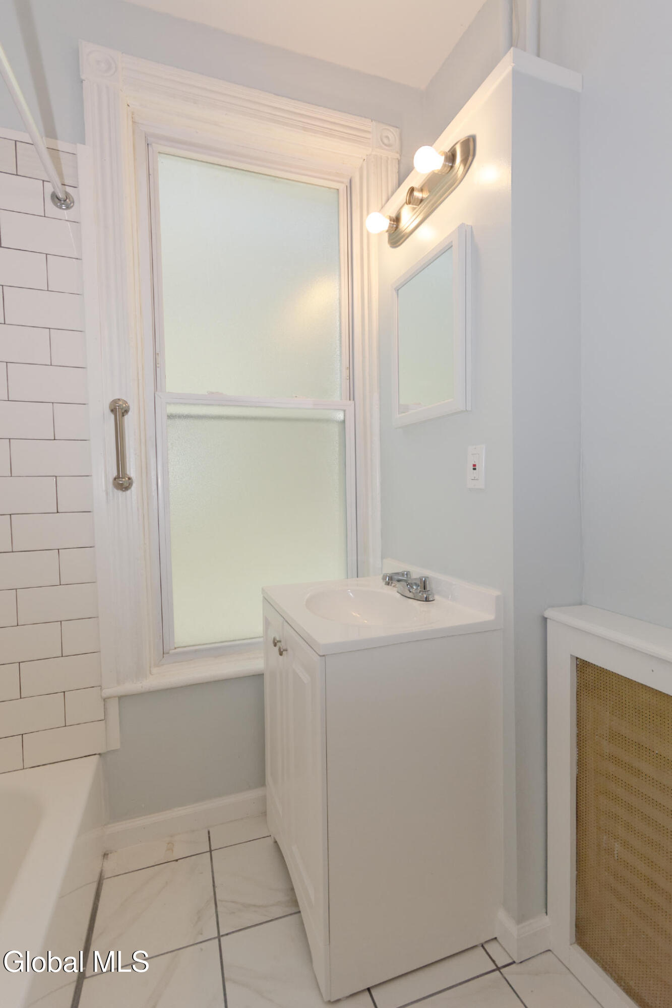 587 Washington Avenue Albany NY 12206