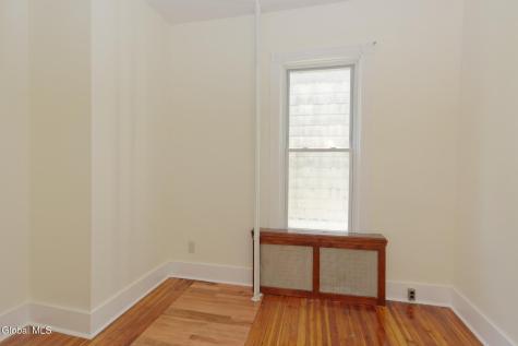 587 Washington Avenue Albany NY 12206