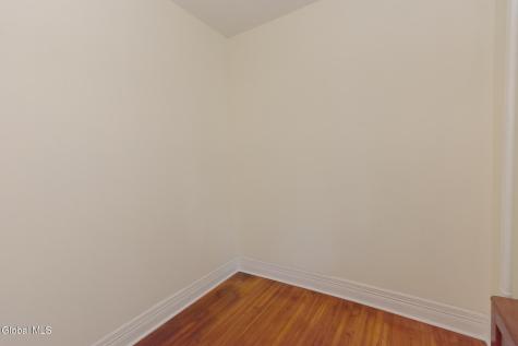 587 Washington Avenue Albany NY 12206