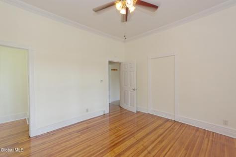 587 Washington Avenue Albany NY 12206