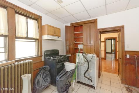587 Washington Avenue Albany NY 12206