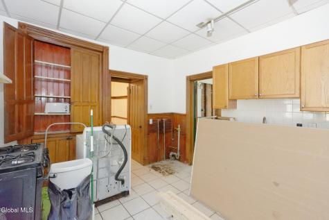 587 Washington Avenue Albany NY 12206