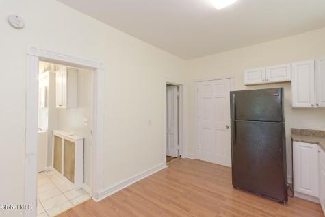 587 Washington Avenue Albany NY 12206