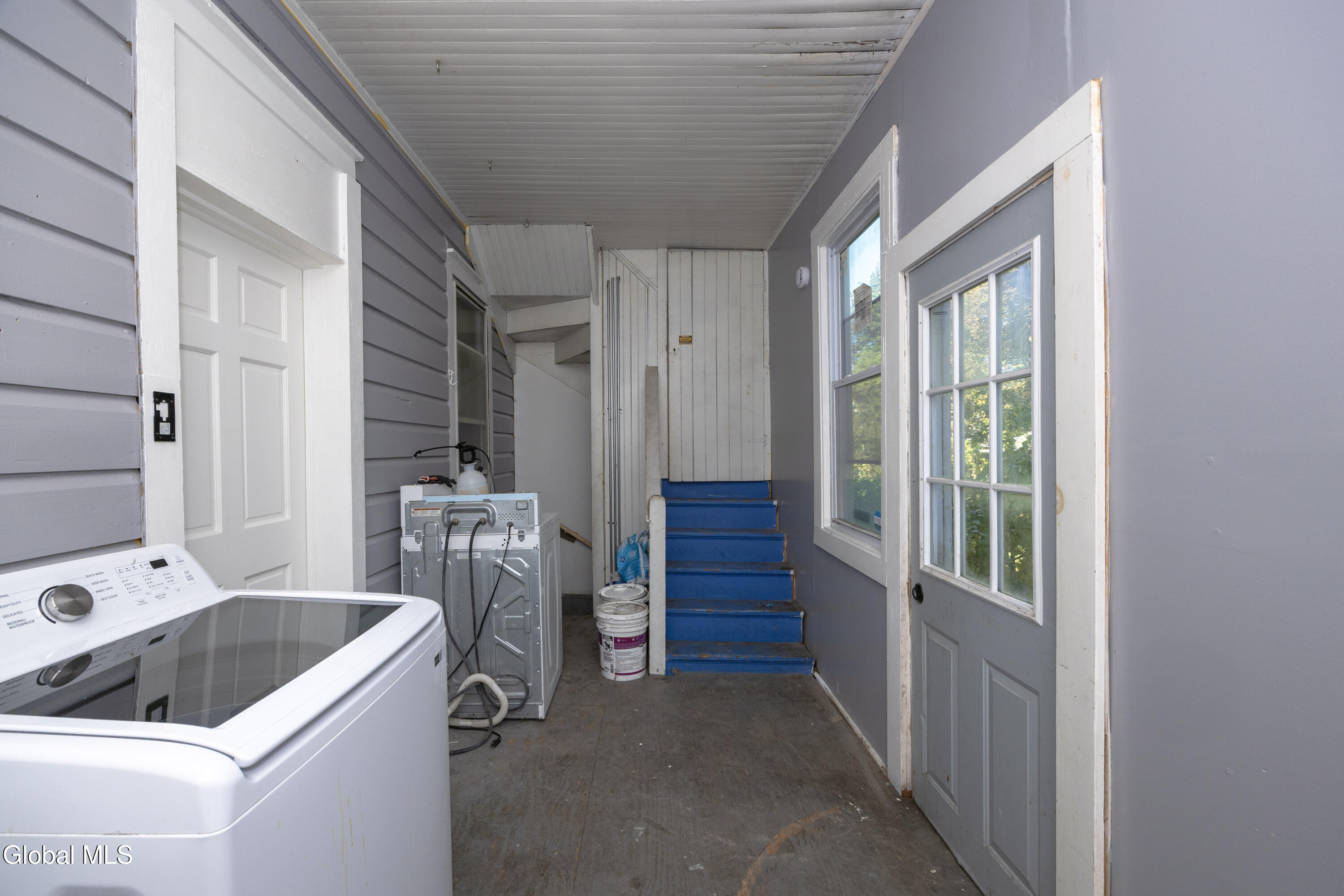 587 Washington Avenue Albany NY 12206