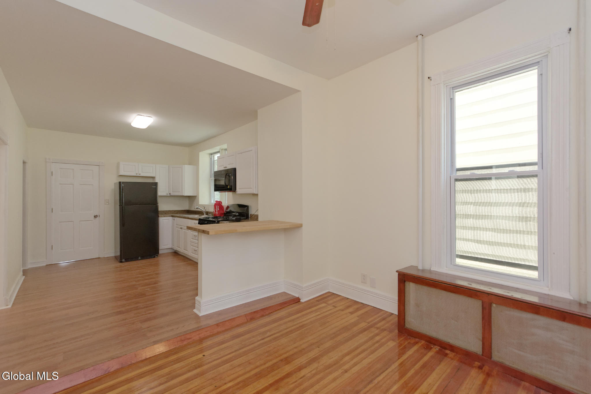 587 Washington Avenue Albany NY 12206