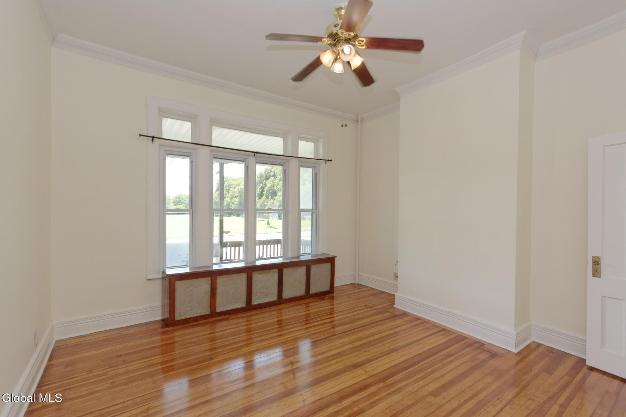 587 Washington Avenue Albany NY 12206