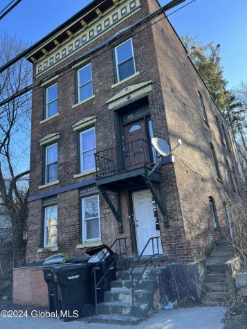 516 4th Street Troy NY 12180