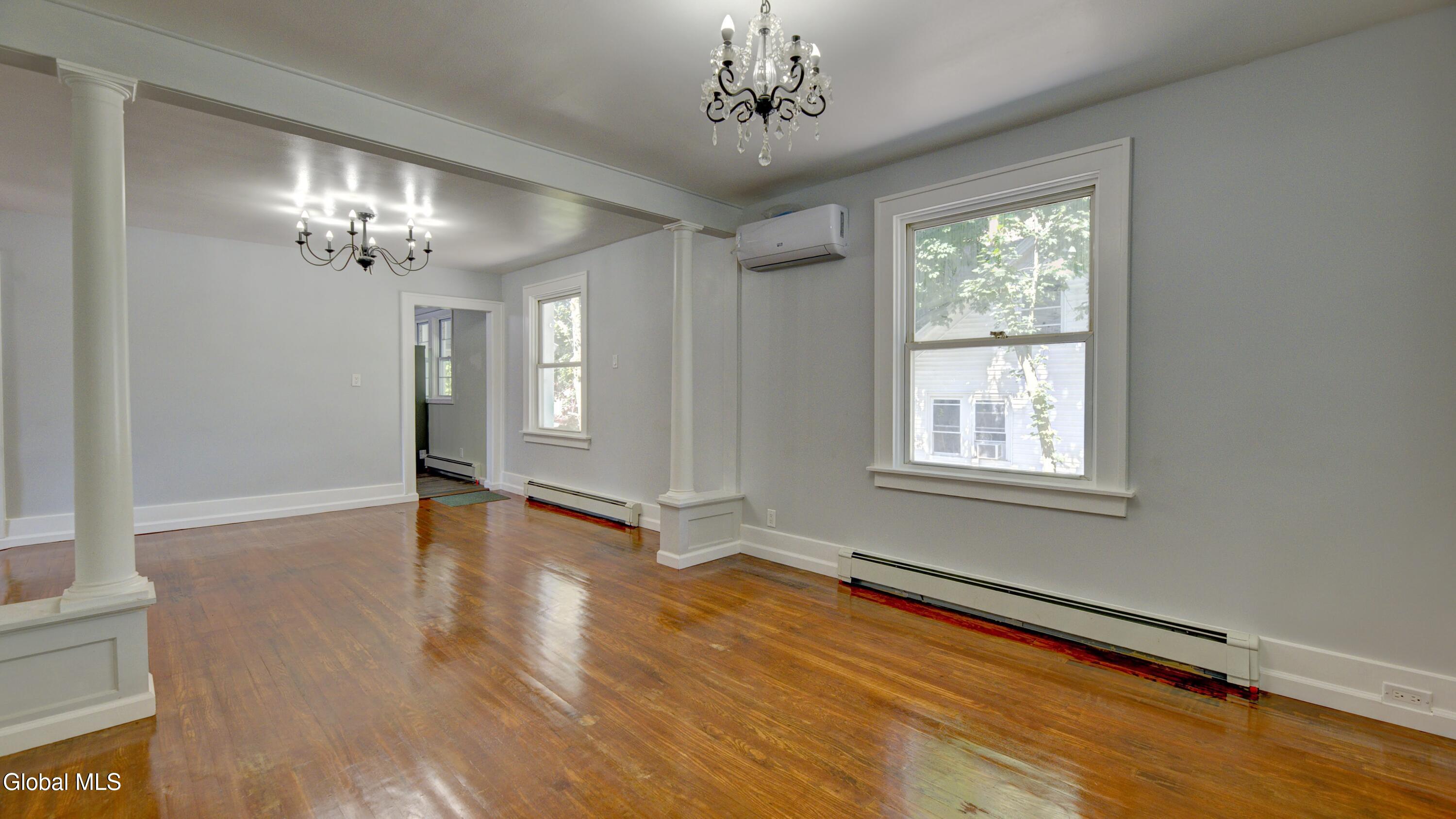 9 Mccleary Avenue Amsterdam NY 12010
