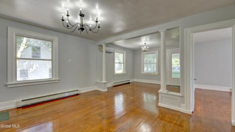 9 Mccleary Avenue Amsterdam NY 12010
