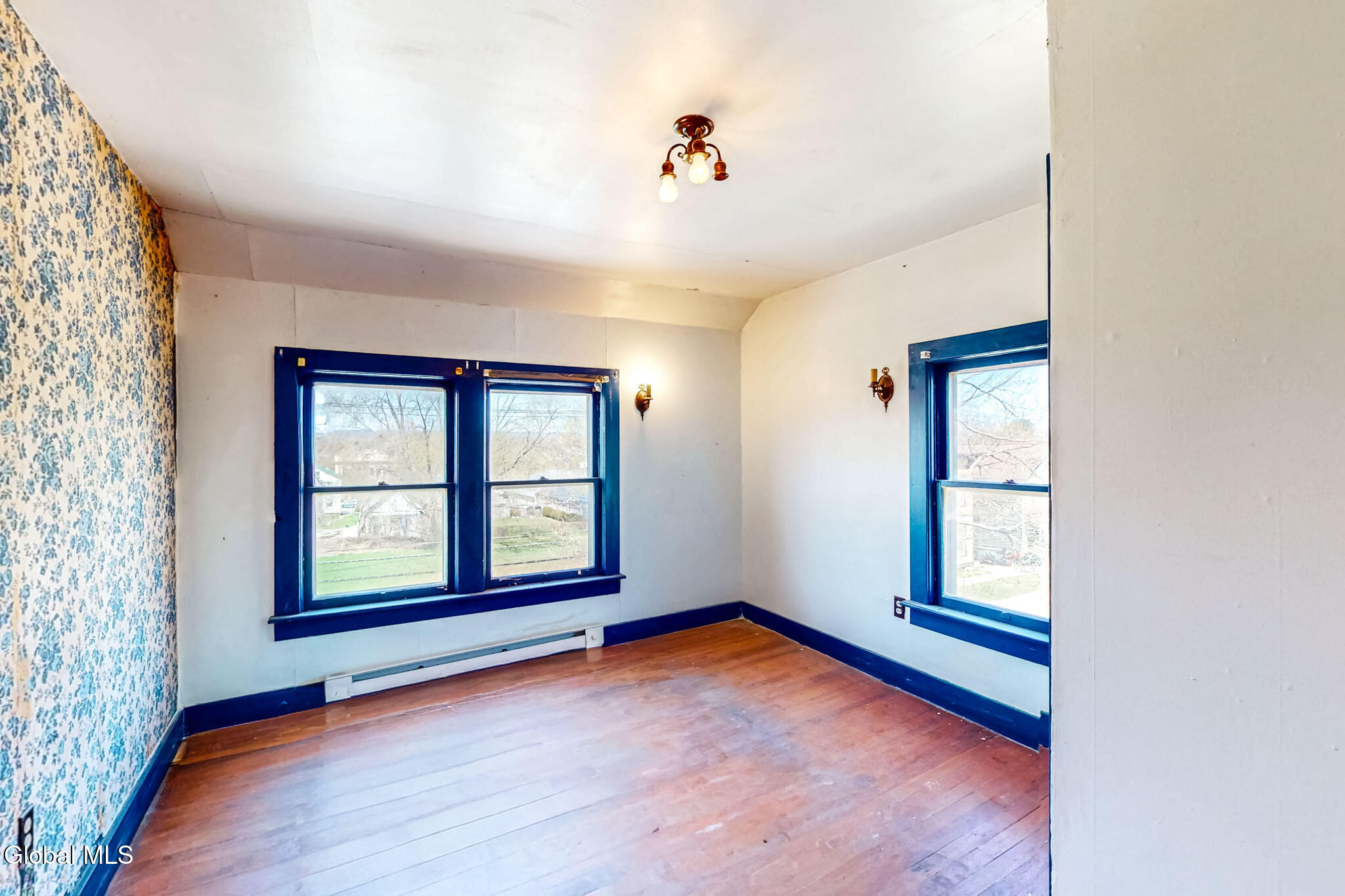 12 Hoosac Street Johnstown NY 12095