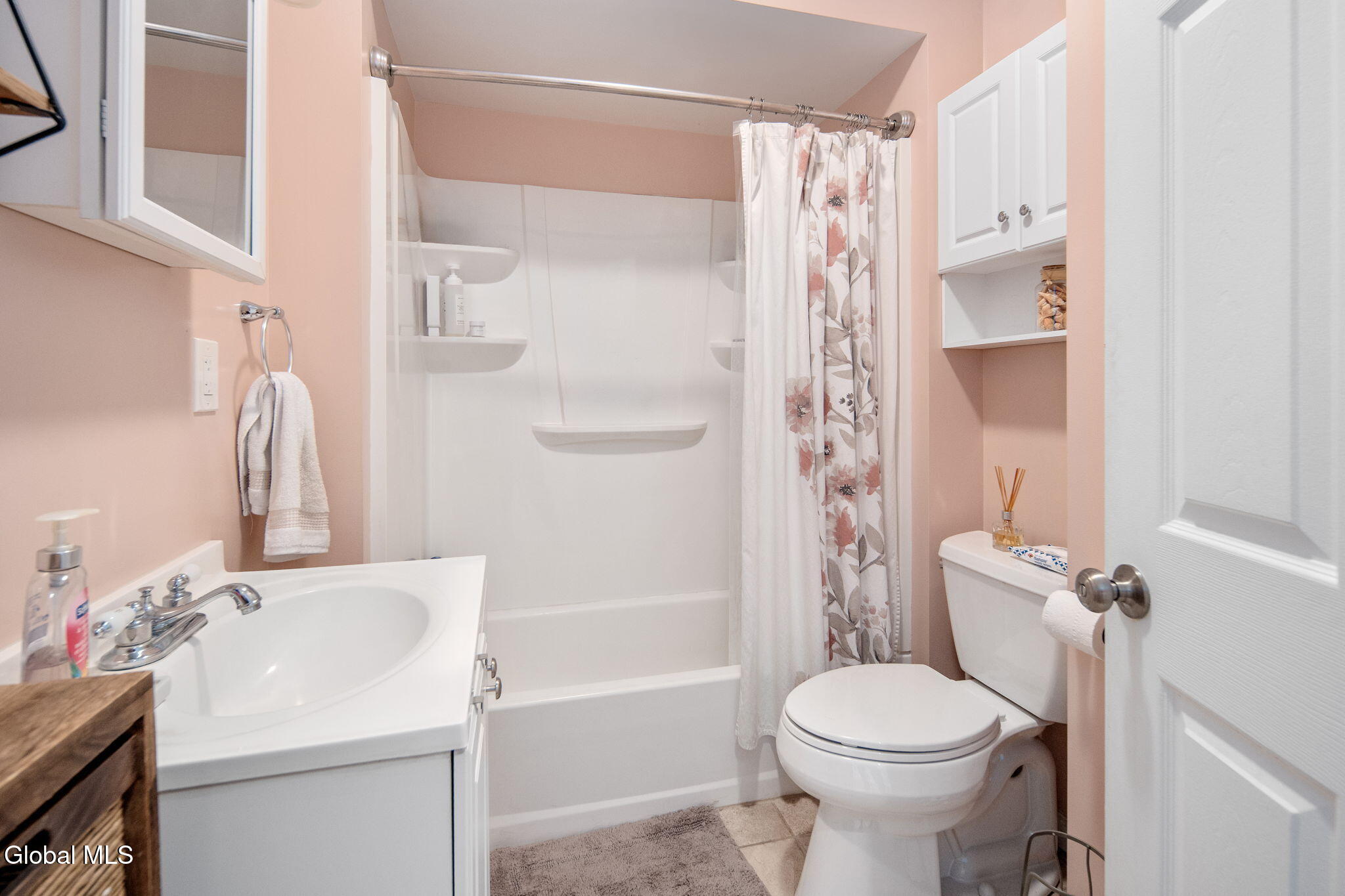 28 Pleasant Street Voorheesville NY 12186