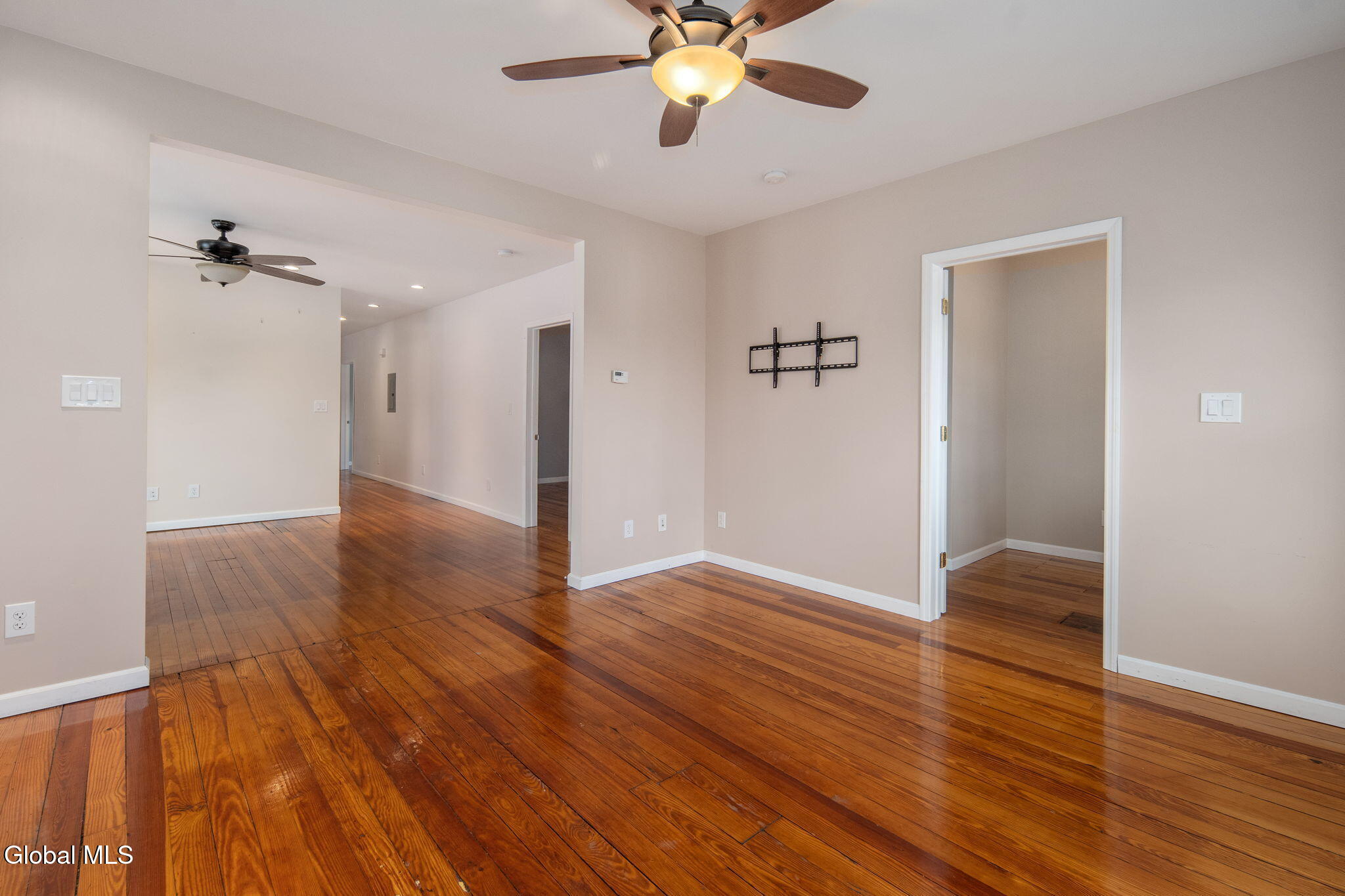 28 Pleasant Street Voorheesville NY 12186