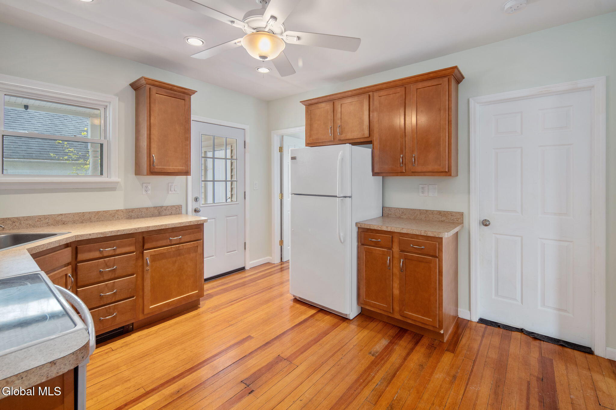 28 Pleasant Street Voorheesville NY 12186