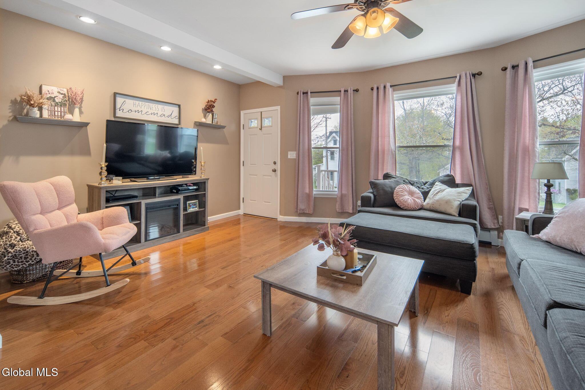 28 Pleasant Street Voorheesville NY 12186