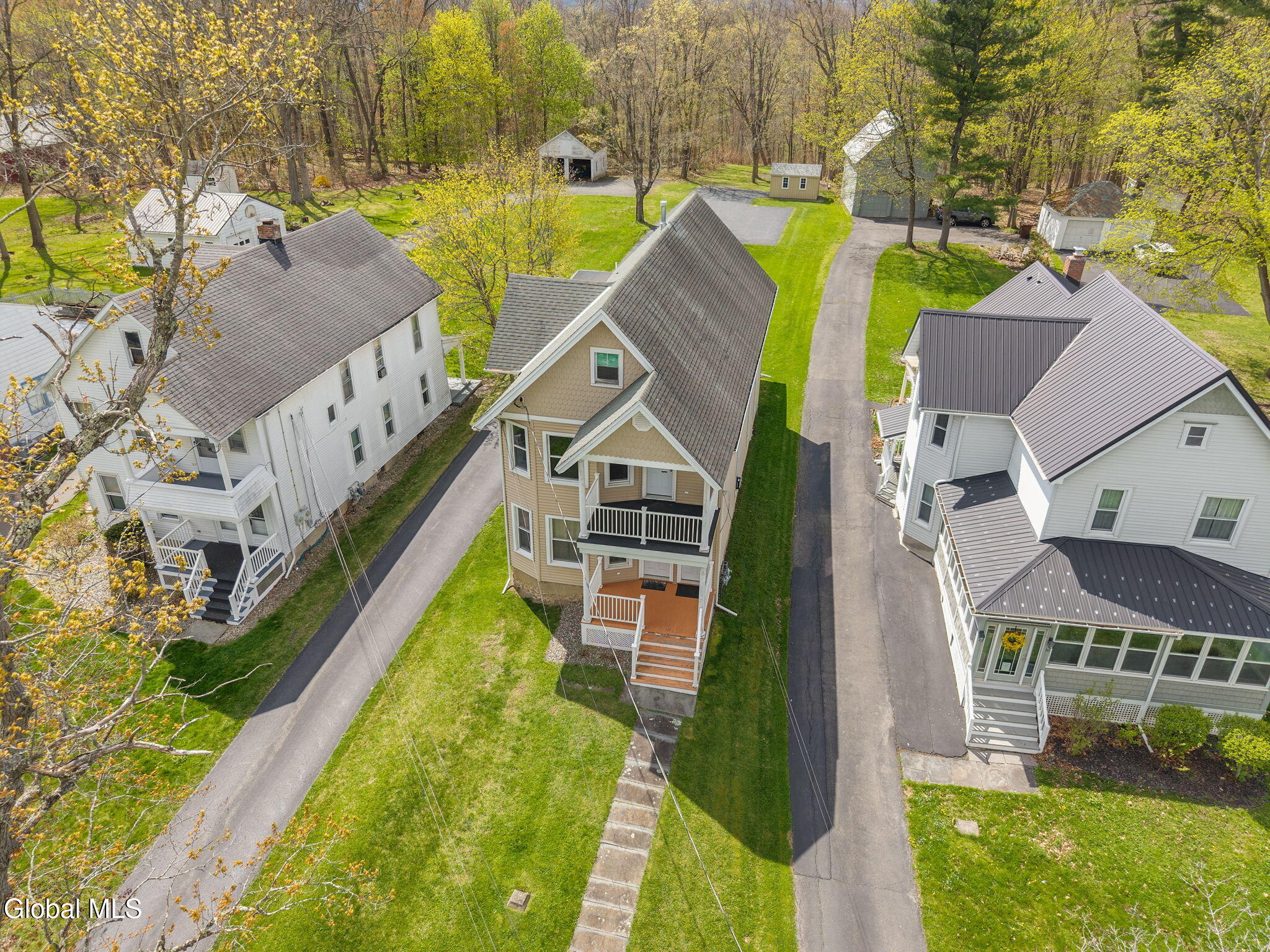 28 Pleasant Street Voorheesville NY 12186