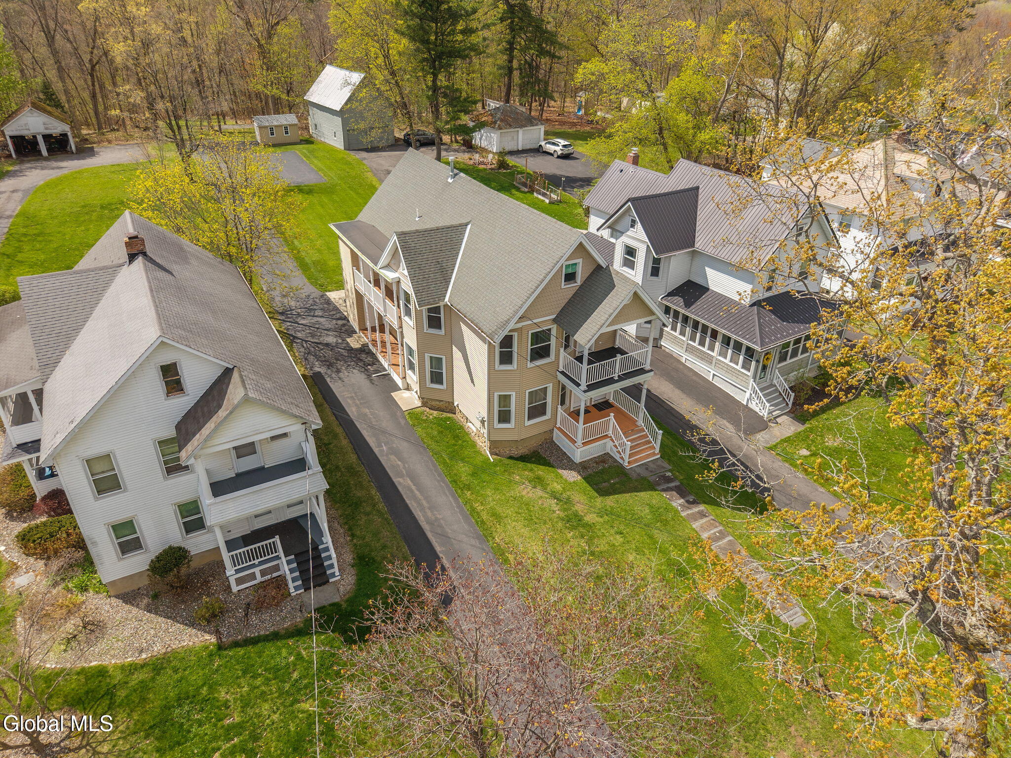 28 Pleasant Street Voorheesville NY 12186