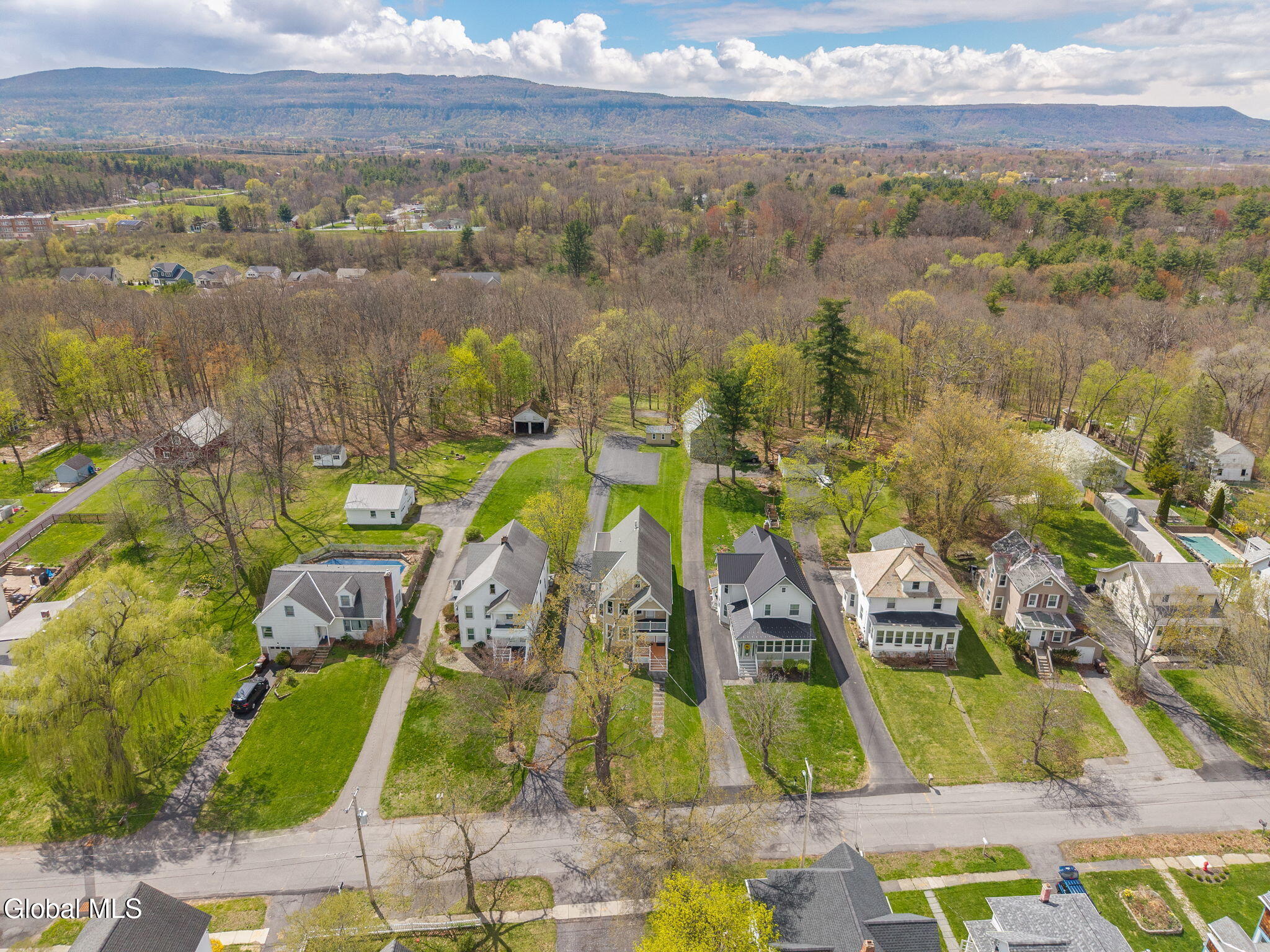 28 Pleasant Street Voorheesville NY 12186